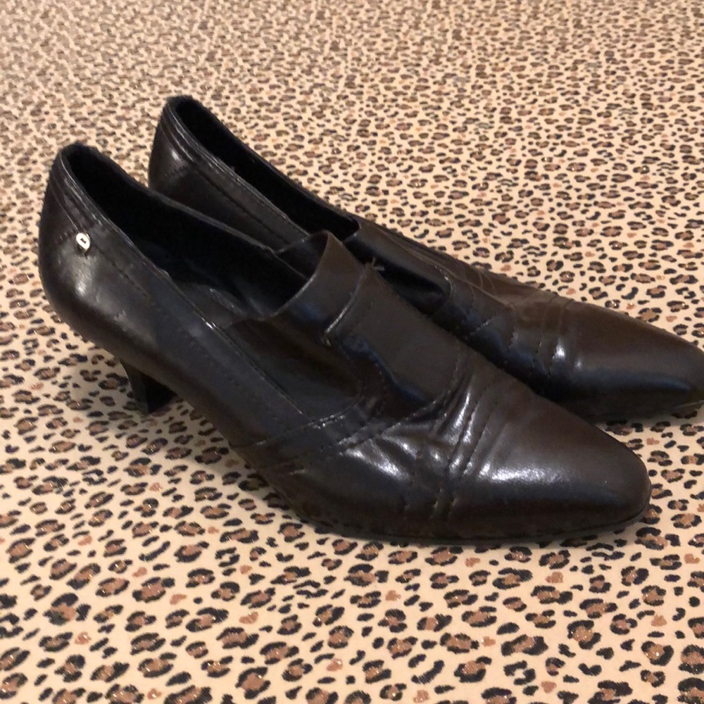 Choc dress shoes